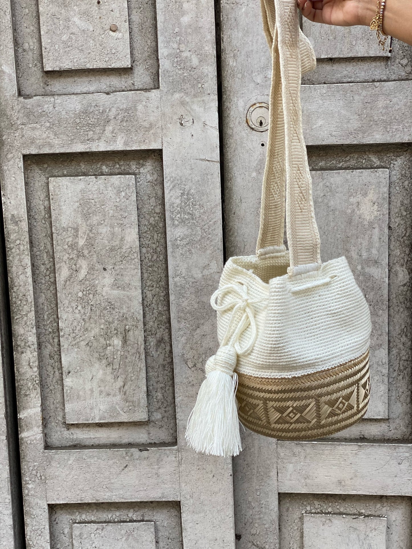 Canasto Especial Blanco Hueso